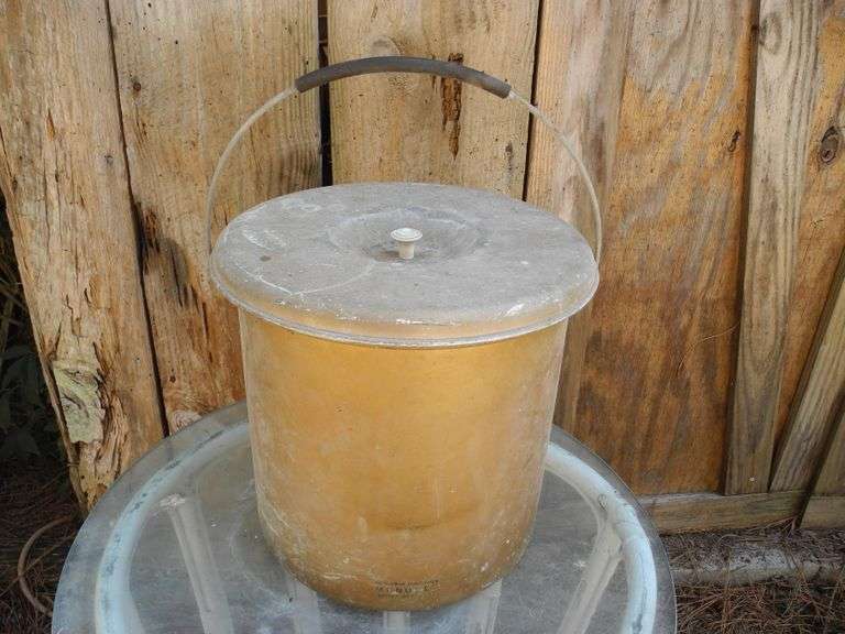 Antique Monolet Chamber Pot Bucket With Lid GC5 Auctions