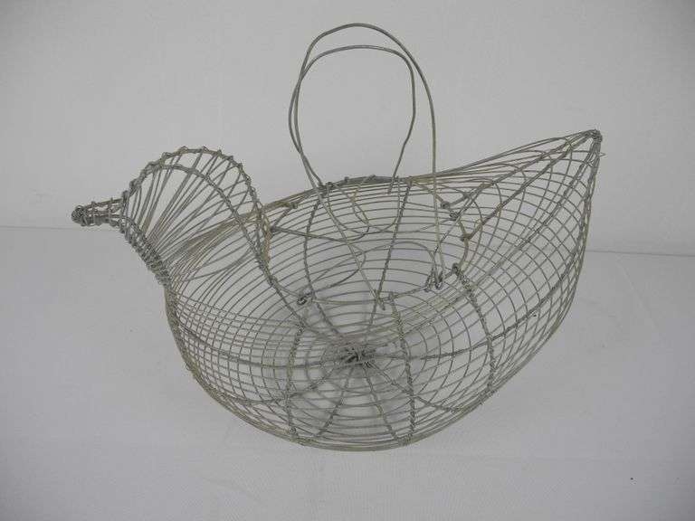 Vintage Wire Chicken Egg Basket GC5 Auctions
