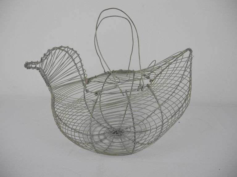 Vintage Wire Chicken Egg Basket GC5 Auctions