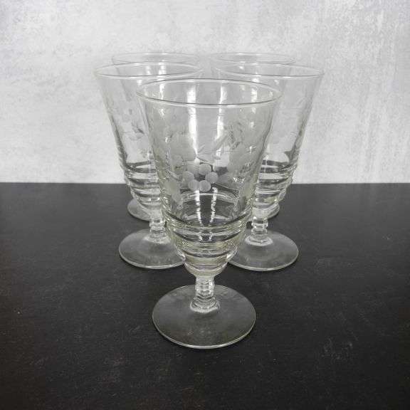 Lot of 5 Vintage Etched Water Glasses GC5 Auctions