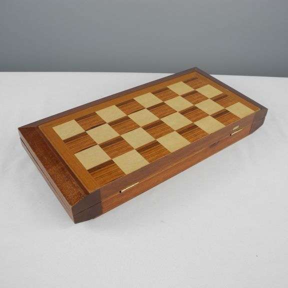 Nice Wood Chess Set GC5 Auctions