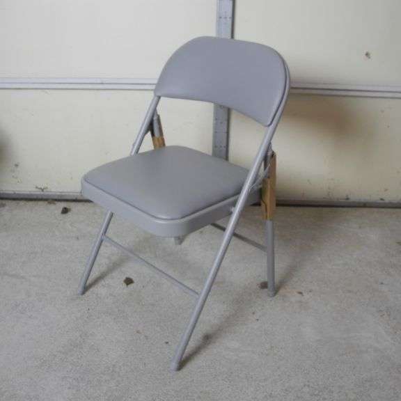 New Single Metal Padded Folding Chair GC5 Auctions