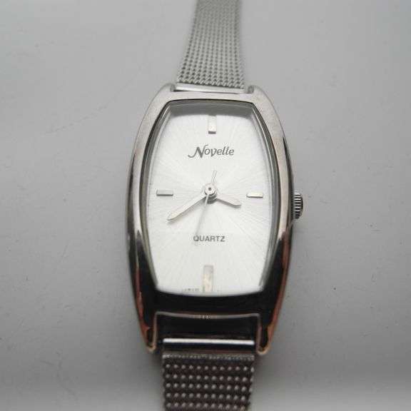 Vintage Novelle Quartz Watch GC5 Auctions