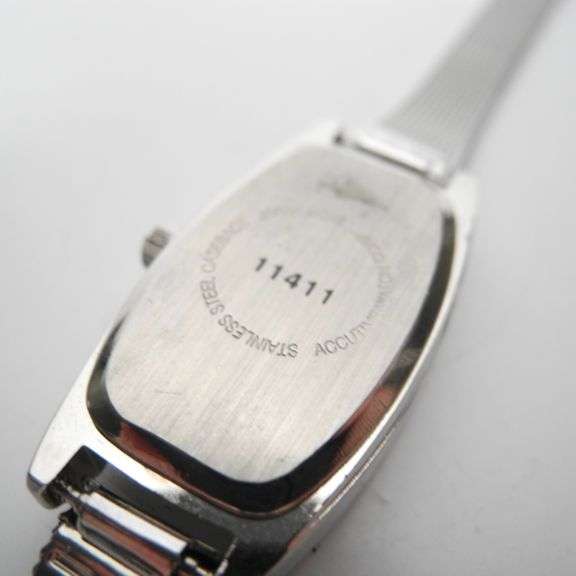 Vintage Novelle Quartz Watch GC5 Auctions