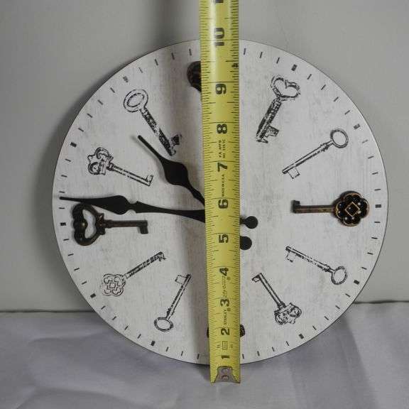 Quartz "Key" Clock GC5 Auctions