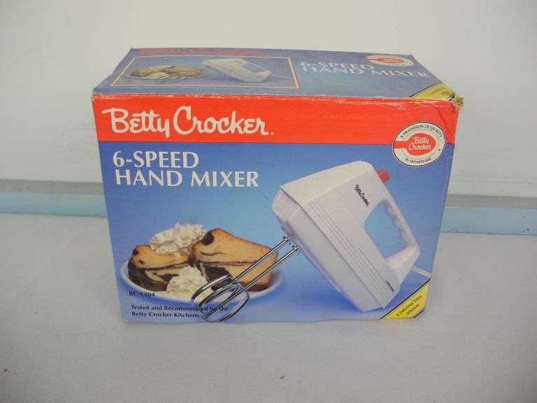 Betty Crocker 6 Speed Hand Mixer in Box GC5 Auctions