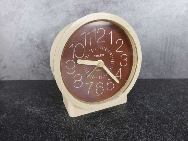 Vintage Timex Luminous Alarm Clock Model 5601 GC5 Auctions