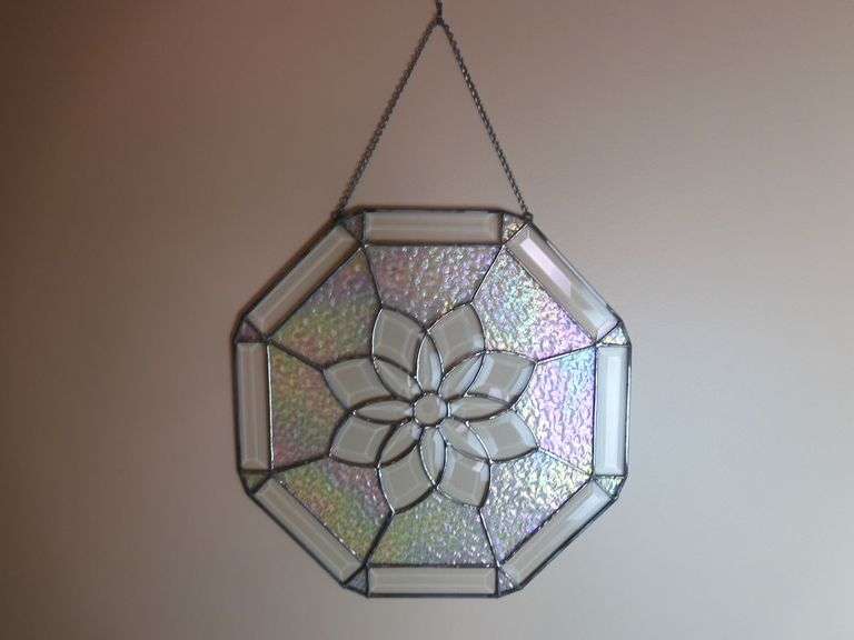 Nice Iridescent Stained Glass Wall Hanging GC5 Auctions