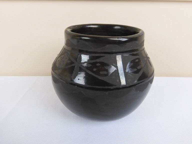 Signed Pottery Dora Pacheco Santo Domingo Pueblo Vase GC5 Auctions