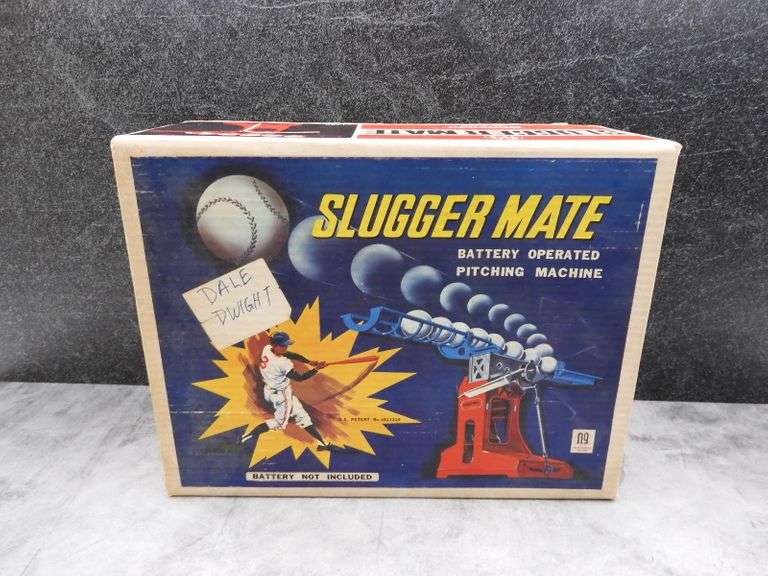 Vintage Nintendo Slugger Mate Battery Operated Pitching Machine in