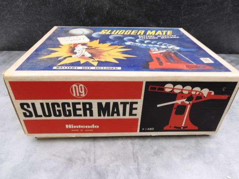 Vintage Nintendo Slugger Mate Battery Operated Pitching Machine in