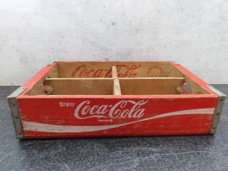 Vintage 1970 CocaCola Crate GC5 Auctions