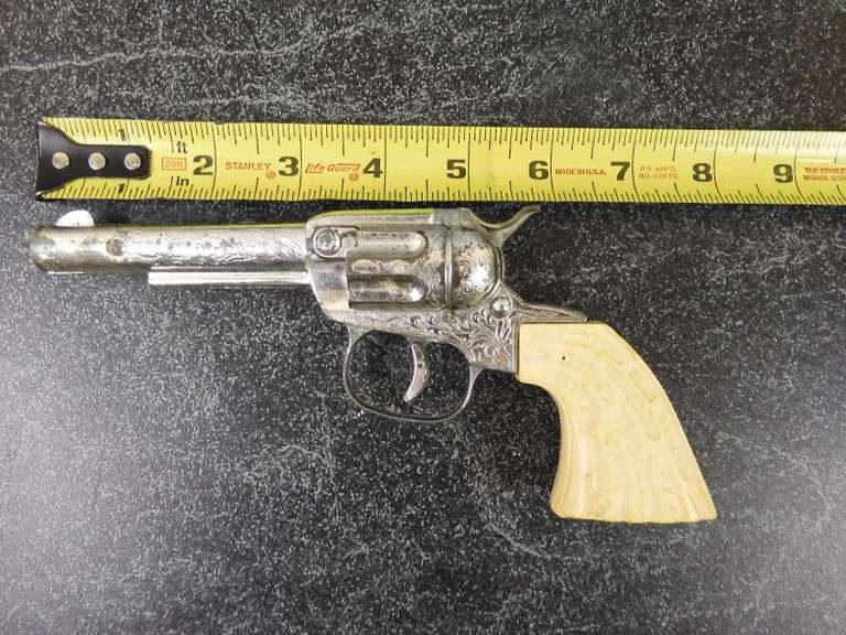 Vintage Kusan Cap Gun GC5 Auctions