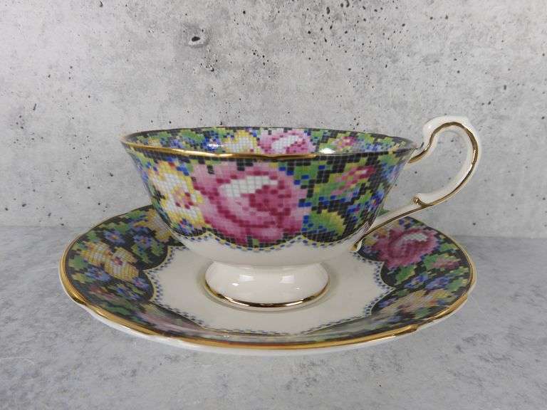 Paragon Fine Bone China Tea Cup & Saucer GC5 Auctions