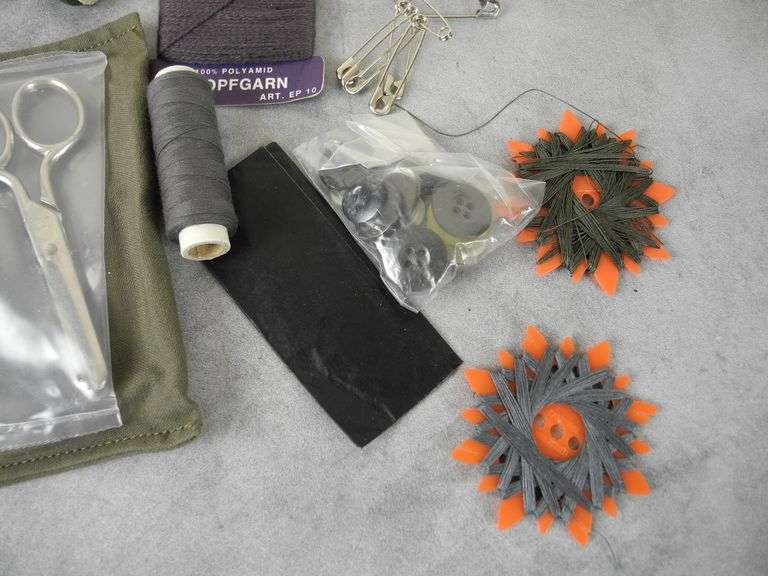 Vintage German Bundeswehr Army Sewing Kit GC5 Auctions