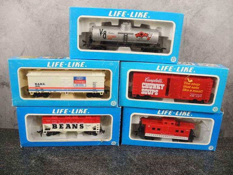 Lot of 5 LifeLike "HO" Scale Trains in Boxes GC5 Auctions