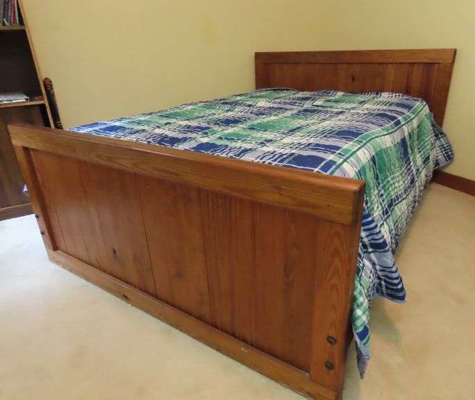 Full Sized "This End Up" Bed GC5 Auctions