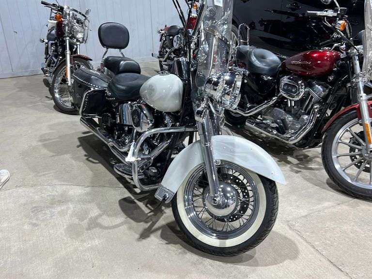 2001 HARLEY DAVIDSON FLSTC / Heritage Softail Classic 1HD1BJY141Y073228