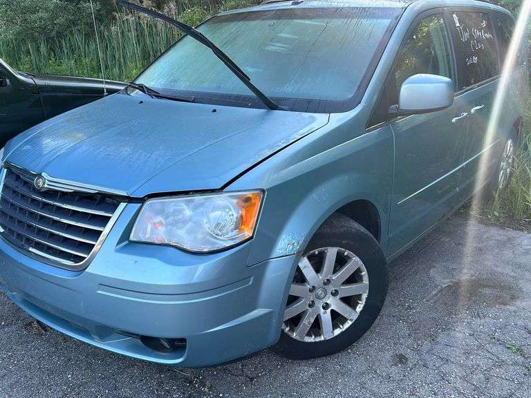 2008 CHRYSLER Town and Country Touring/Signature 2A8HR54P18R730619 MIW-2423-0218-MI