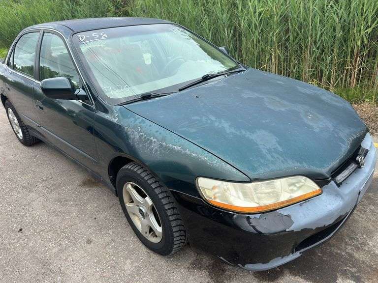 2000 HONDA Accord LX 1HGCG564XYA147420 MIW-2428-1354-MI