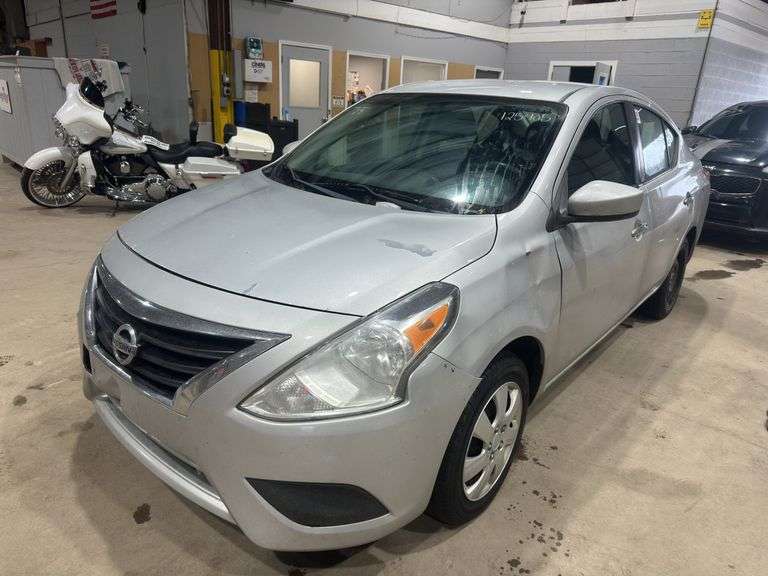 AULPHIKE Bracciolo Portaoggetti Per Nissan Versa 2012-2019 - Doppio Strato, 4 USB, 2 Type-C, Stile Fibra Carbonio