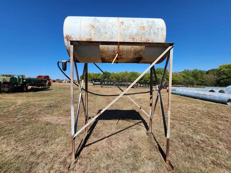 Gravity Feed Fuel Tank Great Plains Auction