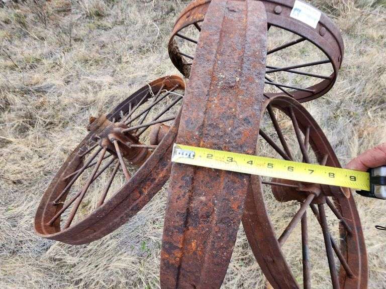 Vintage Wagon Wheels Great Plains Auction
