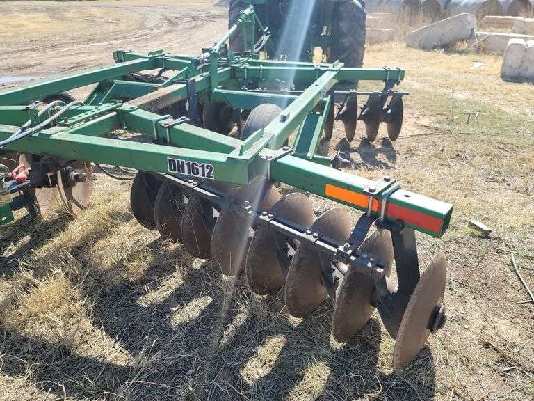 Frontier DH1612 Disc Harrow 12' Great Plains Auction