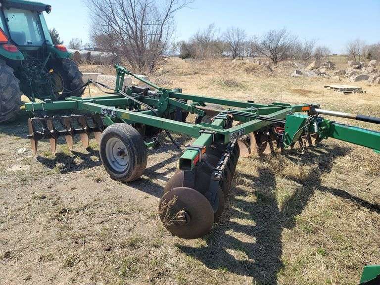 Frontier DH1612 Disc Harrow 12' Great Plains Auction