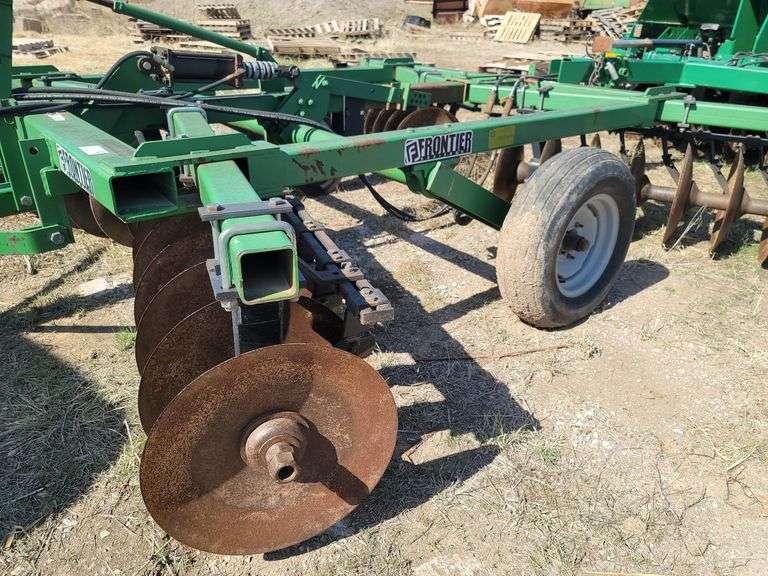 Frontier DH1612 Disc Harrow 12' Great Plains Auction