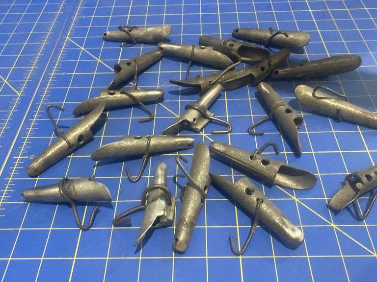 Maple Syrup metal spiles (20) Gregg Auctions