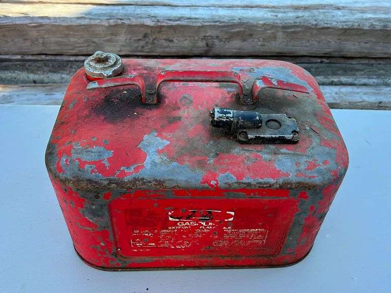 Vintage Outboard Boat Motor Gas Can Gregg Auctions