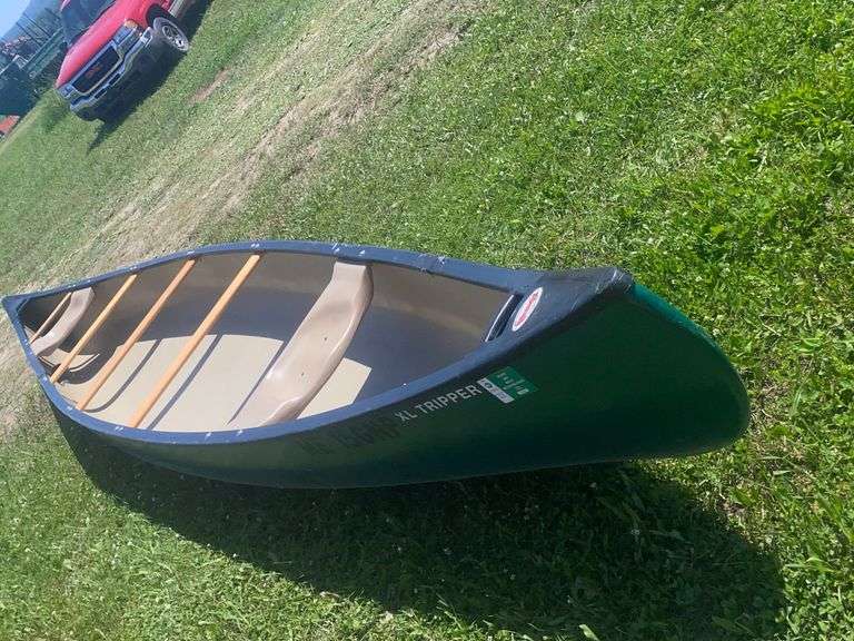 Old Town Tripper XL canoe Gregg Auctions