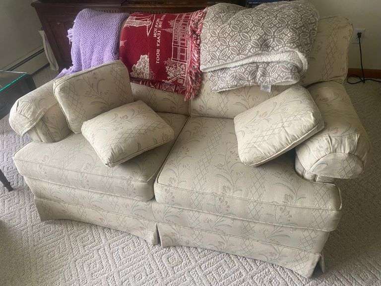 Furniture and blankets Gregg Auctions