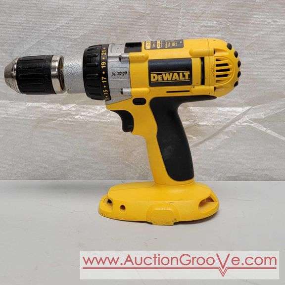 DeWalt XRP. Heavy Duty XRP 1/2" cordless drill/driver. DW987. type 1