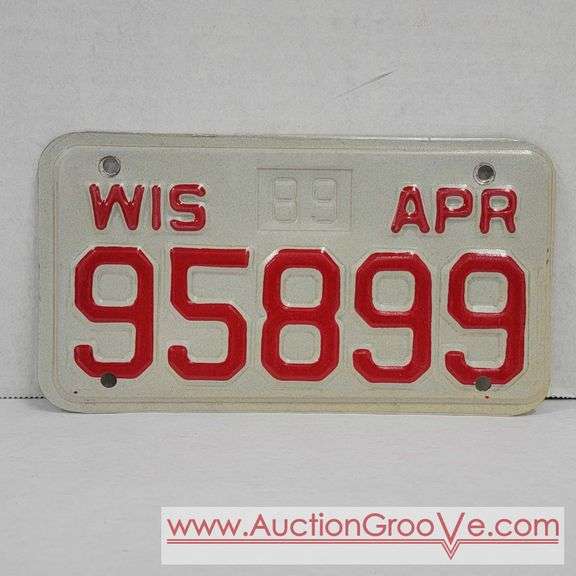 1989 Wisconsin Motor Cycle License Plate. 8 x 4.5". B AuctionGrooVe