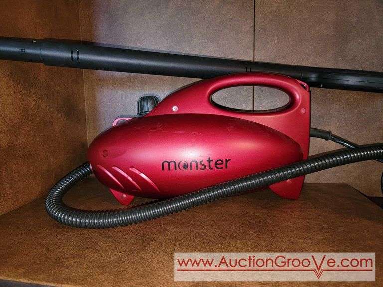 Monster Euro Flex 55 Steamer. Tested and works well, very powerful