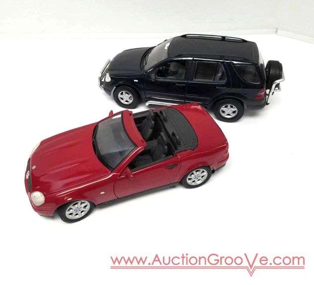 Two Maisto Mercedes 1/18th scale diecast models, SLK 230 and ML320. R3 608