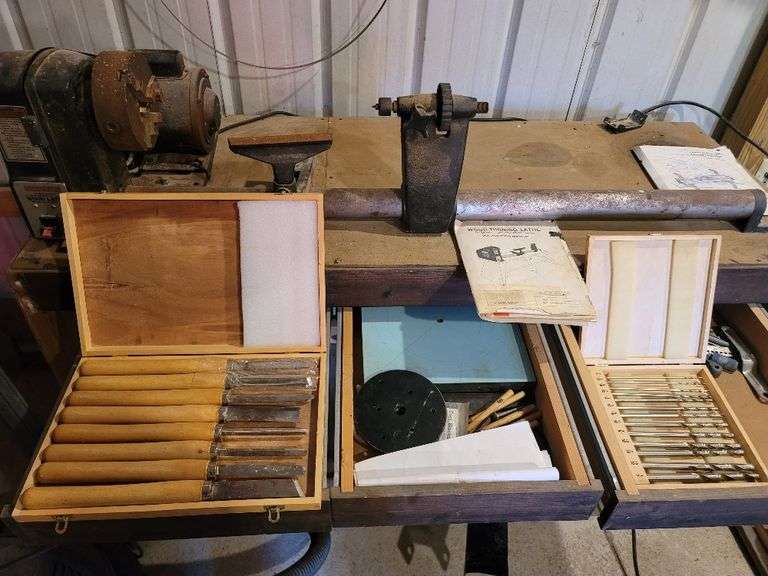 Duracraft 12" Wood Lathe w/ Table Haney Auction Company