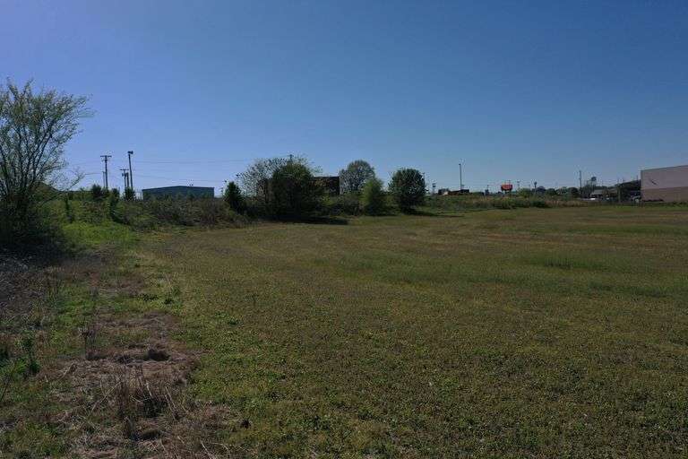59 ACRES IN MAYFIELD KY Harris Real Estate & Auction