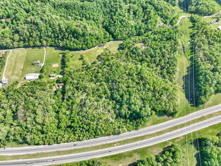 40+/ ACRES IN THOMPSONS STATION TN Harris Real Estate & Auction