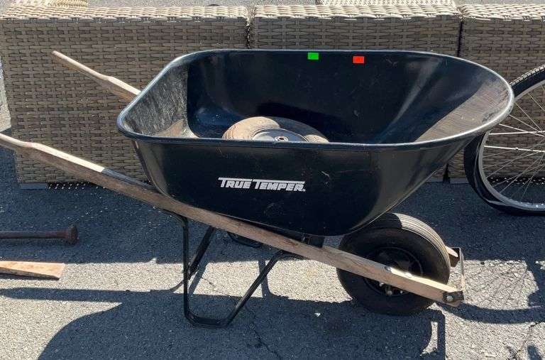 Wheel Barrow, true temper metal tub, including the extra wheel and tire