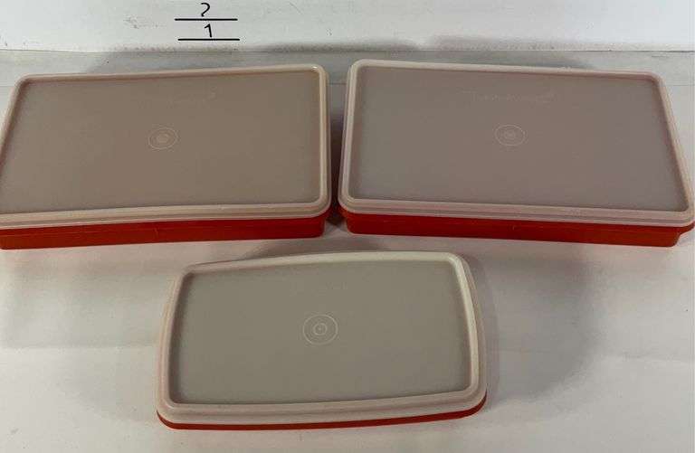 Tupperware 3 containers. Model numbers 81616 and7942 Hash Auctions
