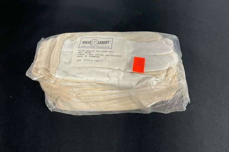 One dozen Wells Lamont 55% cotton, 45% polyester work gloves, new in package