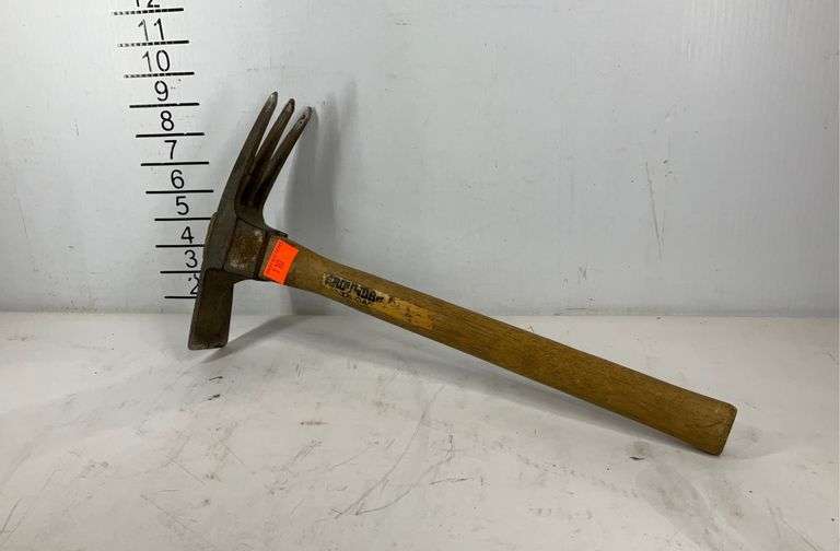 Mattock Tiller with 16” wooden handle Hash Auctions