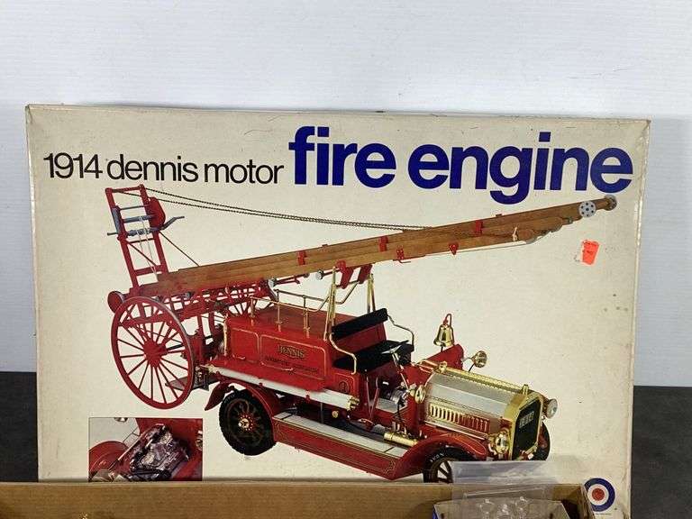 1914 Dennis Motor Fire Engine Model - Hash Auctions