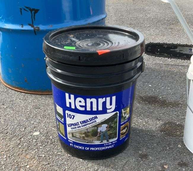Asphalt emulsion sealer and dampproofer 4.75gal never opened Hash