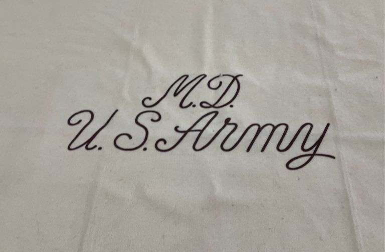Textiles, wool MD U.S. Army blanket, WWII, dated 1944, 66”x87” Hash