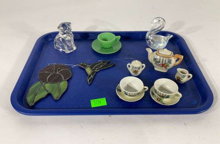 Home decor, includes stained glass flower and hummingbird, glass