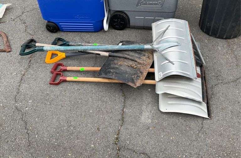 Snow Shovels group Hash Auctions